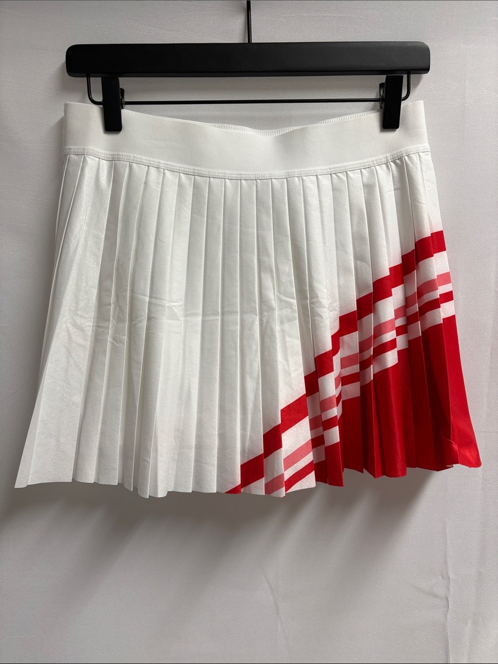 NWT Athleta Match Point Pleated Colorblock Skort Size Medium - Picture 4 of 7